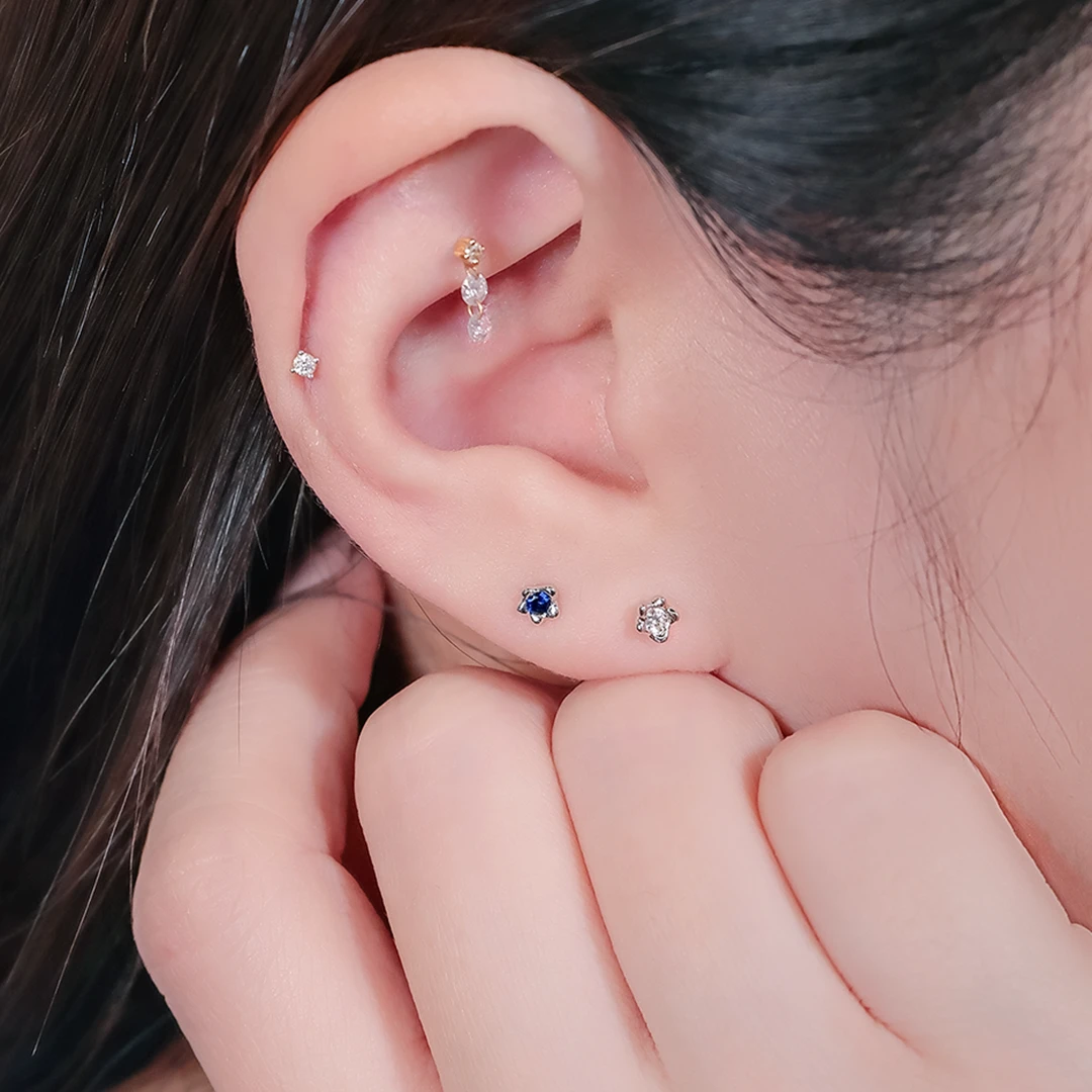Mini melted gold blue sapphire studs